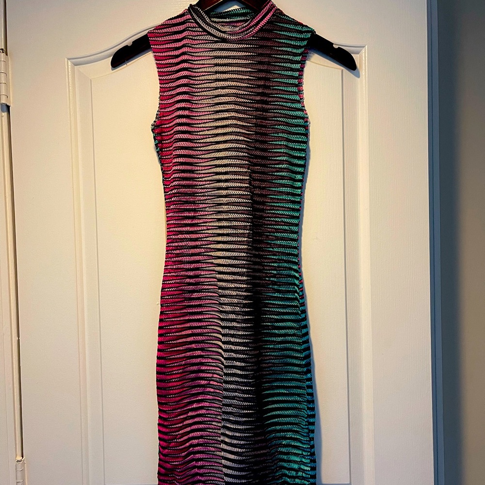 Major stretch fitted multi color swim cover up or a dress for a beach night. S/M